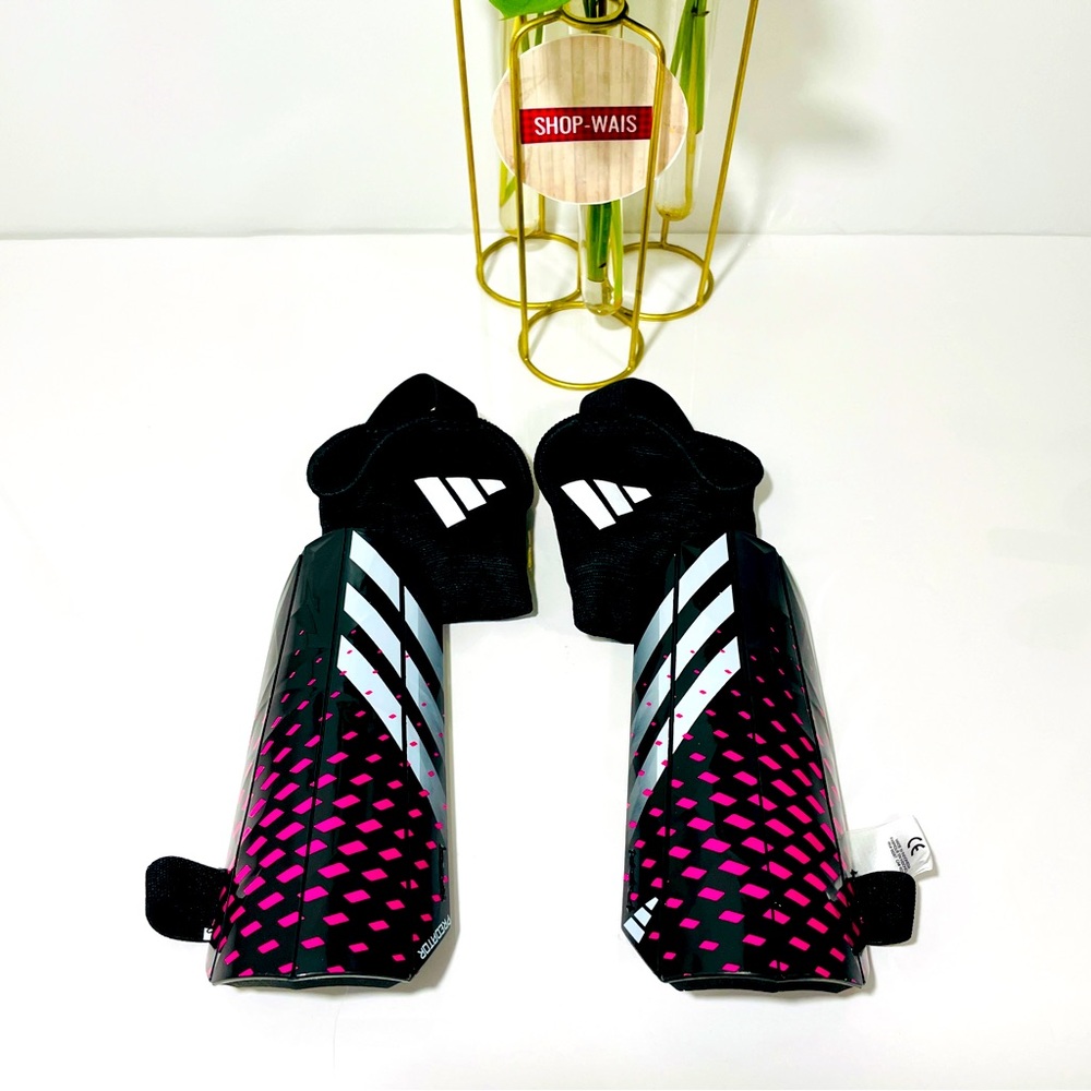 Adidas Soft Ground Match Predator Shin Guards